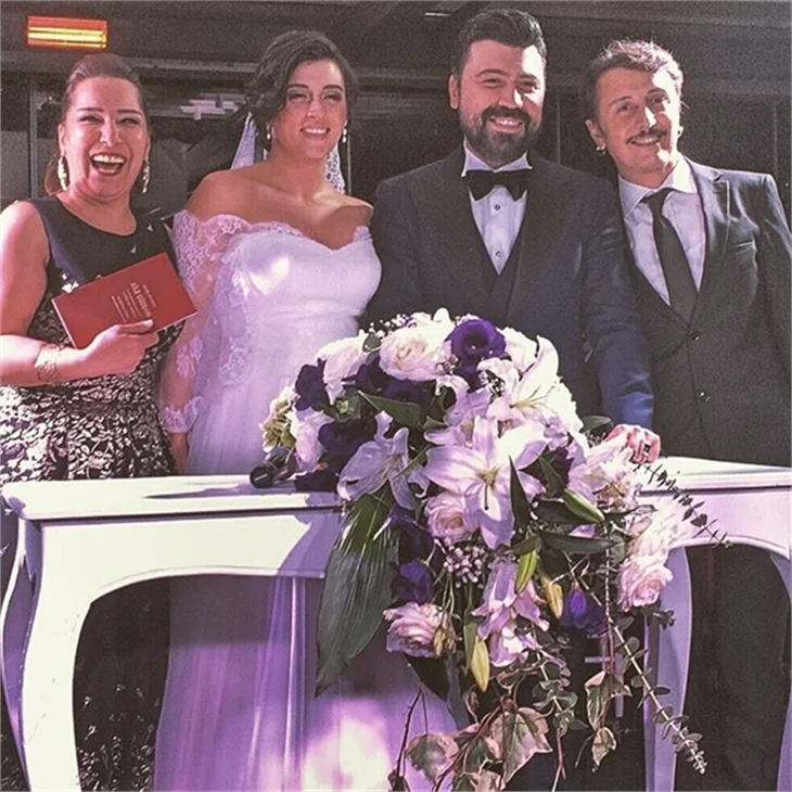 Bülent Emrah Parlak ve Burcu Gönder evlendi