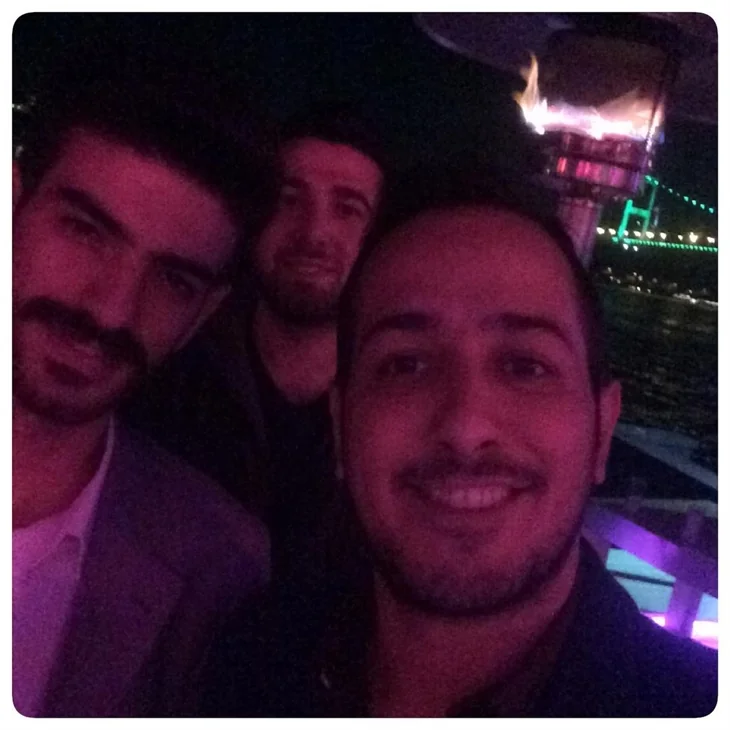 Bülent Emrah Parlak ve Burcu Gönder evlendi