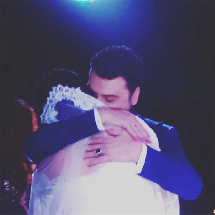 Bülent Emrah Parlak ve Burcu Gönder evlendi