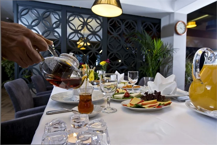 Kalbur Et'in kahvaltı şöleni