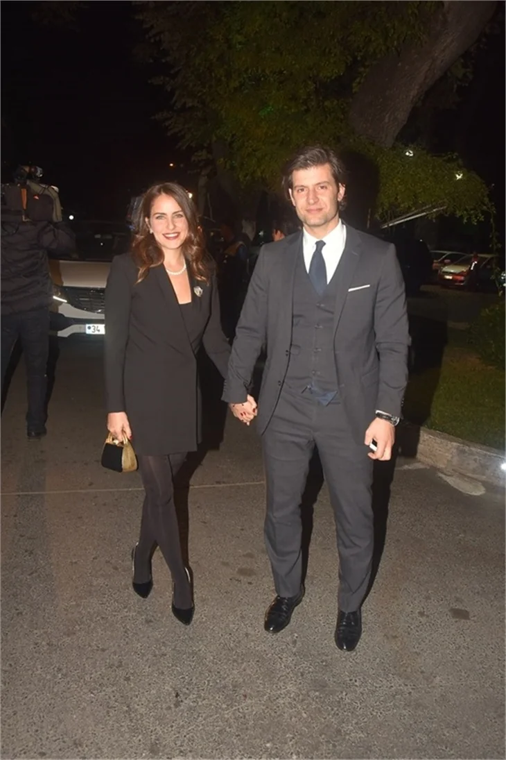 Bülent Emrah Parlak ve Burcu Gönder'in düğününde ünlüler geçidi