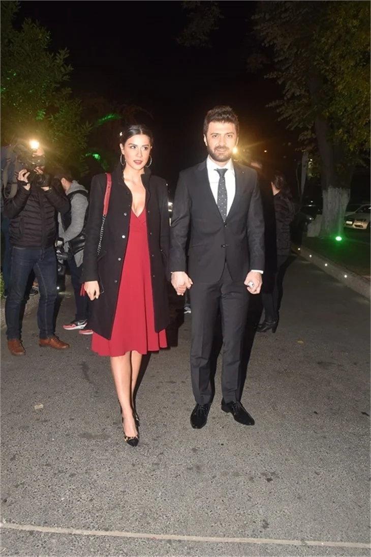 Bülent Emrah Parlak ve Burcu Gönder'in düğününde ünlüler geçidi