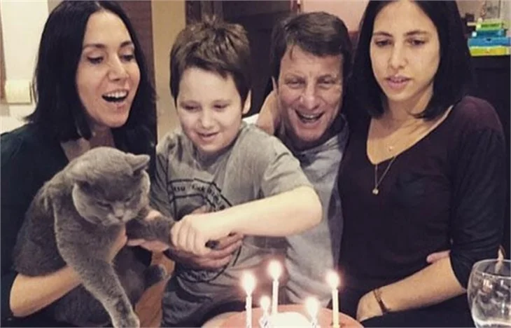 Feraye Tanyolaç yeni yaşını eski eşi Kaya Çilingiroğlu ile kutladı!