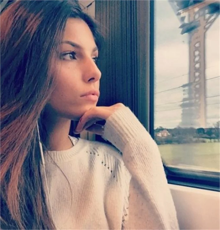 Stina Sanders instagram pozlarıyla olay oldu!