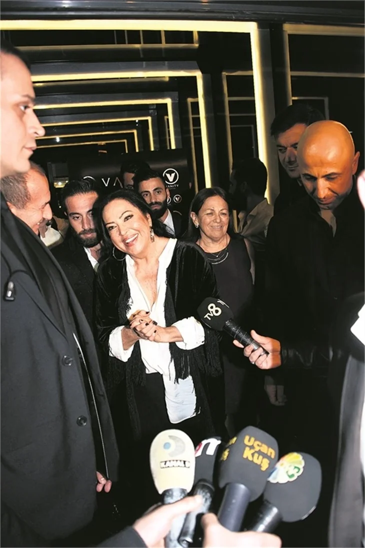 Önce gala sonra eğlence