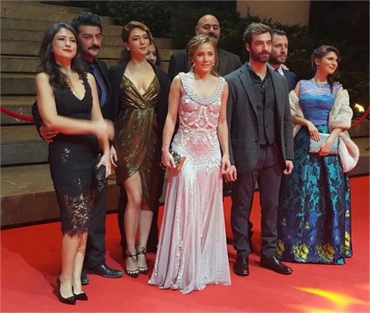 Altın Kelebek Ödül Töreni'nde şıklık yarışı