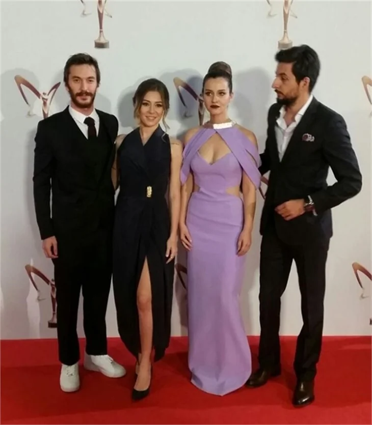'Altın Kelebek'te kırmızı halının şıkları-rüküşleri!