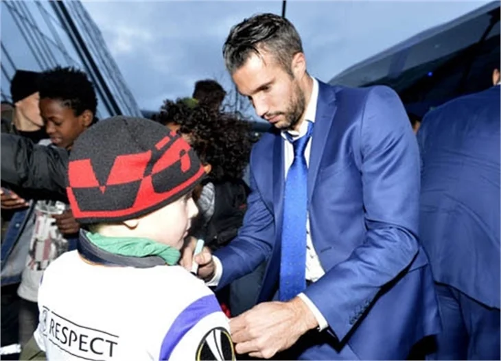 Van Persie Arsenallileri şok etti