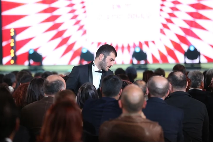 Antalya Film Festivali'nde kırmızı halı şıklığı