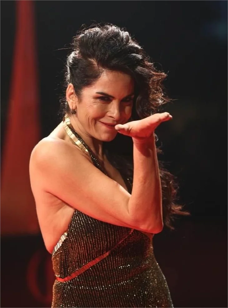 Antalya Film Festivali'nde kırmızı halı şıklığı