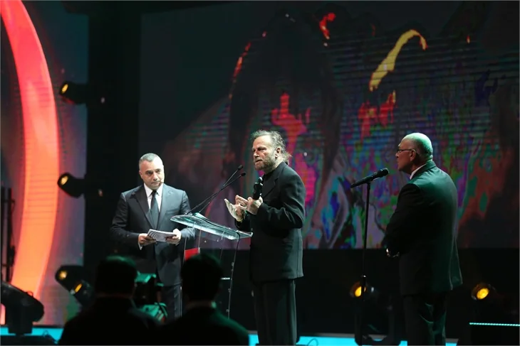 Antalya Film Festivali'nde kırmızı halı şıklığı