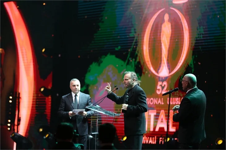 Antalya Film Festivali'nde kırmızı halı şıklığı