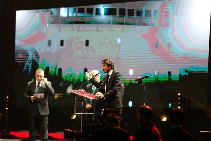 Antalya Film Festivali'nde kırmızı halı şıklığı