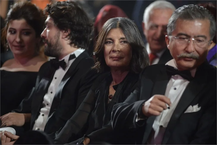Antalya Film Festivali'nde kırmızı halı şıklığı