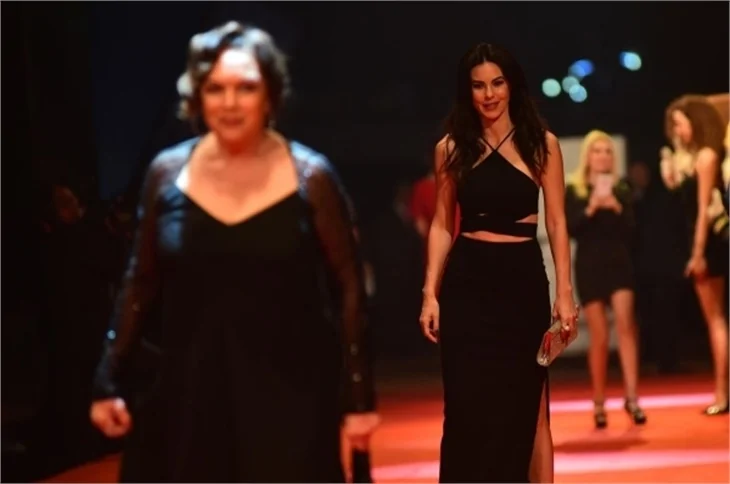 Antalya Film Festivali'nde kırmızı halı şıklığı