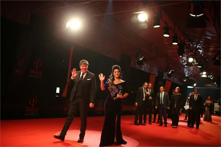 Antalya Film Festivali'nde kırmızı halı şıklığı