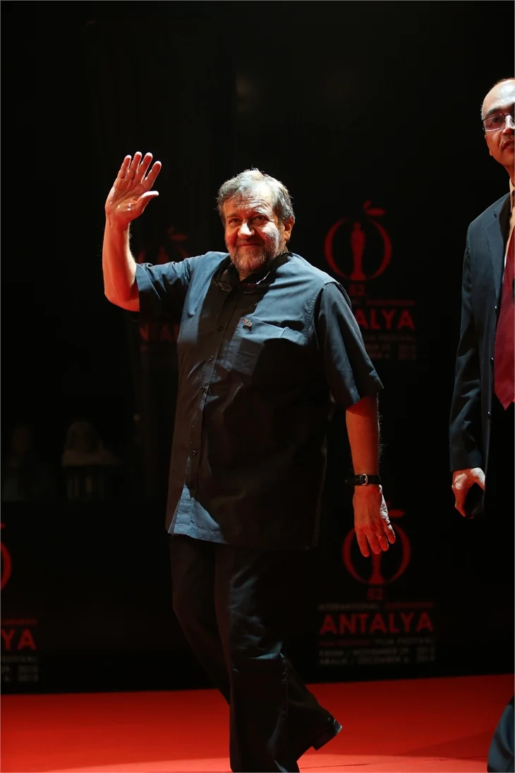 Antalya Film Festivali'nde kırmızı halı şıklığı