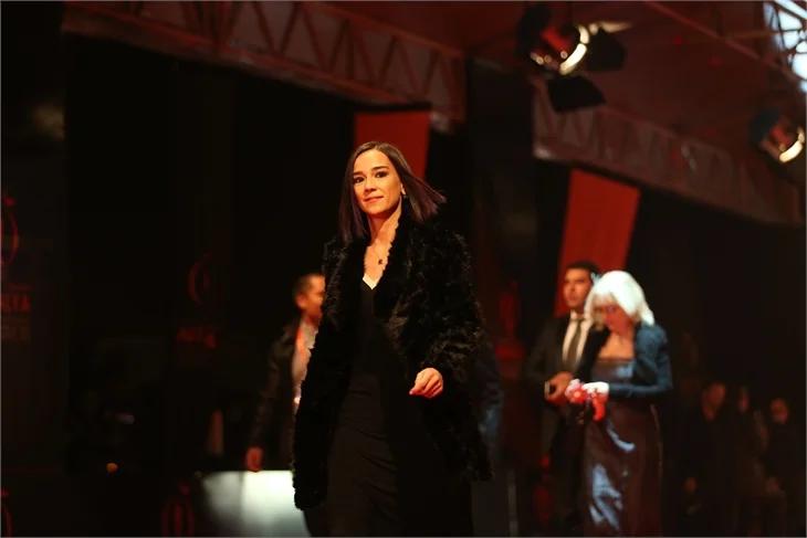 Antalya Film Festivali'nde kırmızı halı şıklığı