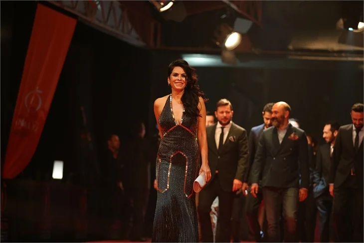 Antalya Film Festivali'nde kırmızı halı şıklığı