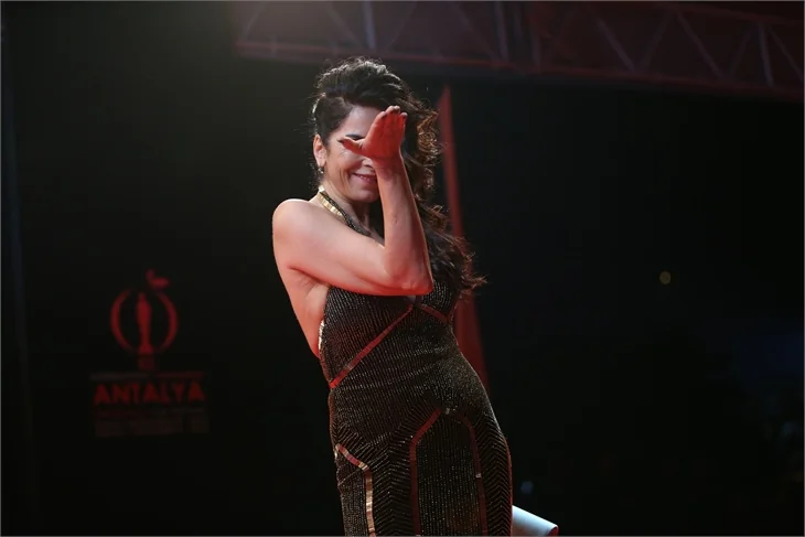 Antalya Film Festivali'nde kırmızı halı şıklığı