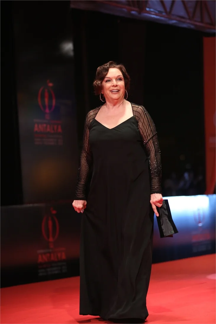 Antalya Film Festivali'nde kırmızı halı şıklığı