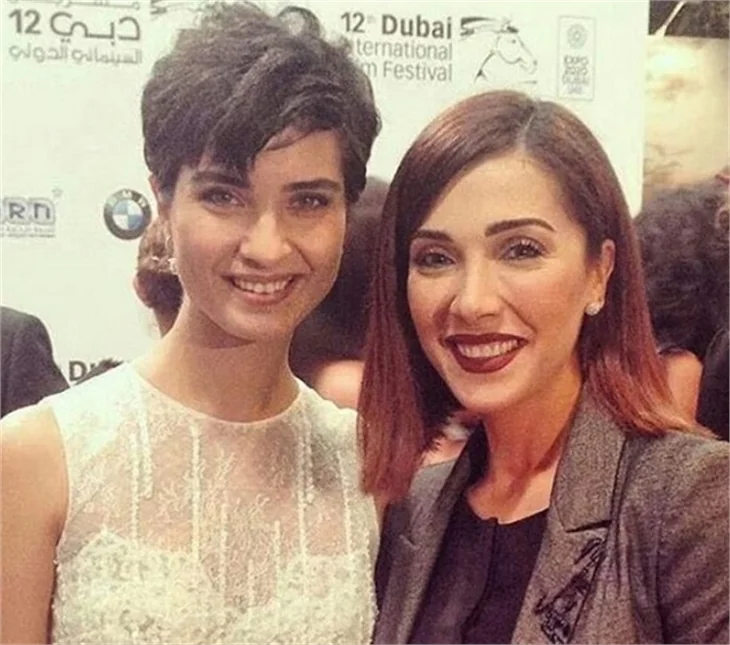 Tuba Büyüküstün, Dubai Film Festivali'ne katıldı!