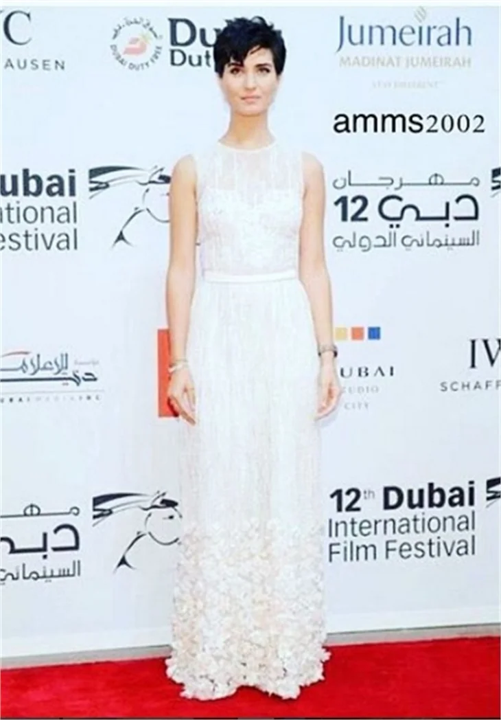 Tuba Büyüküstün, Dubai Film Festivali'ne katıldı!