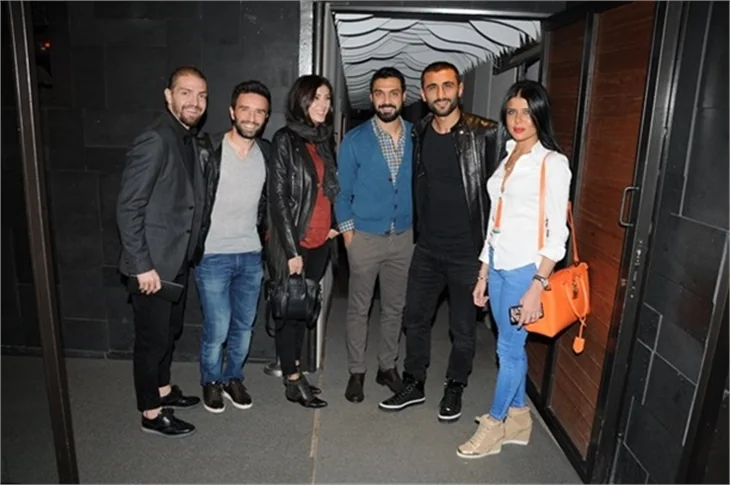 Asena ile Caner arasında neler oluyor?