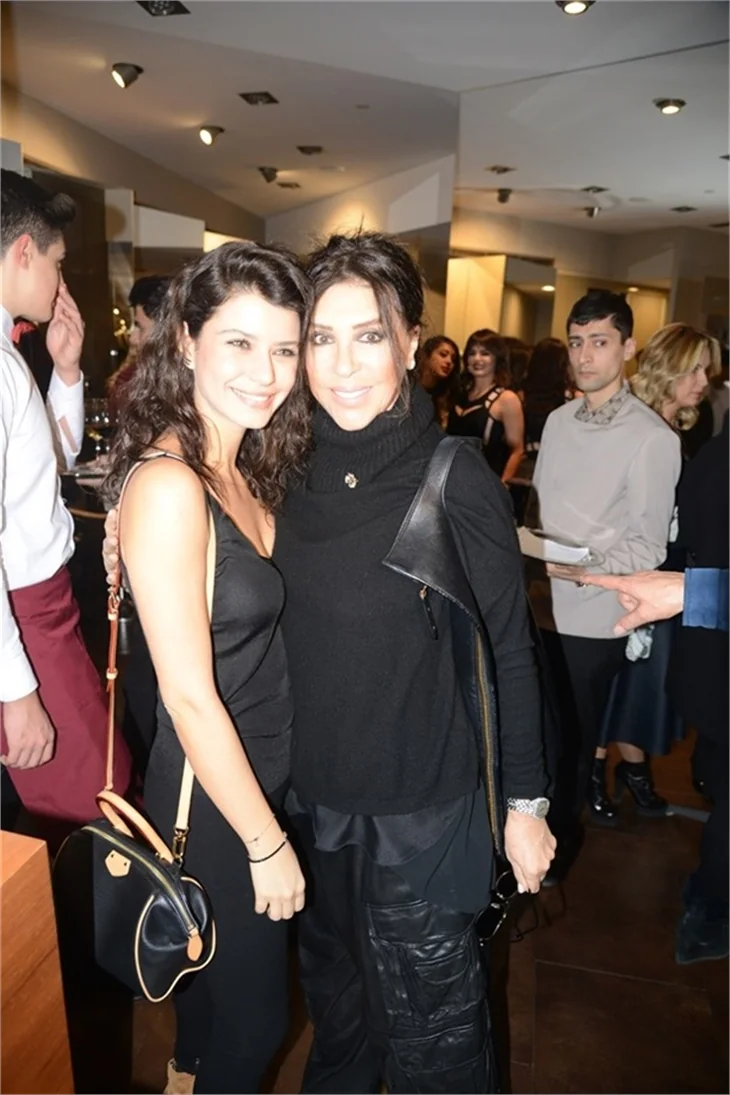 Nebahat Çehre, Beren Saat'e şans diledi!
