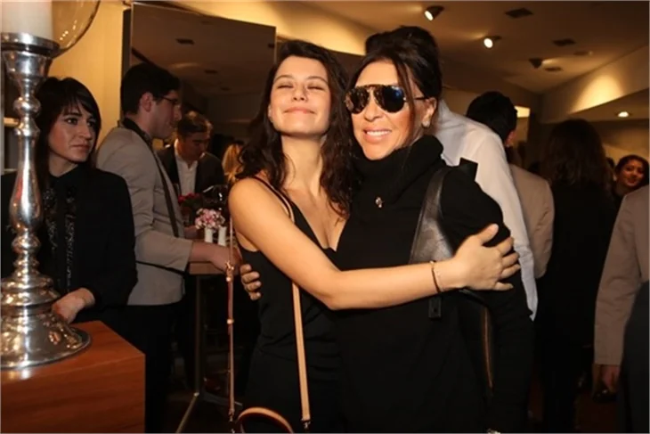 Nebahat Çehre, Beren Saat'e şans diledi!
