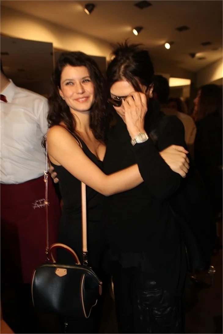 Nebahat Çehre, Beren Saat'e şans diledi!