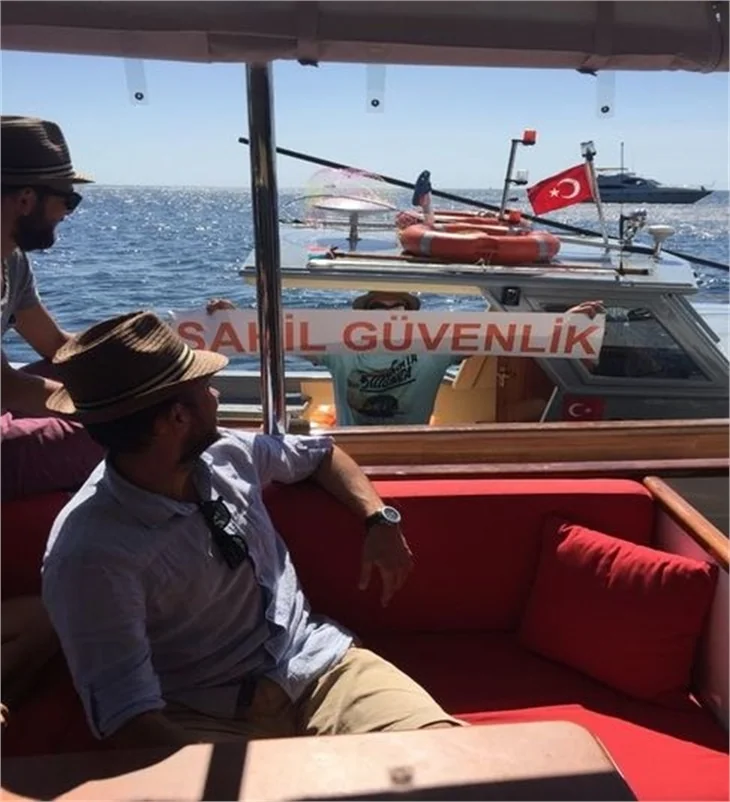Fırat Parlak'tan Burcu Kara'yı şaşkına çeviren evlilik teklifi!