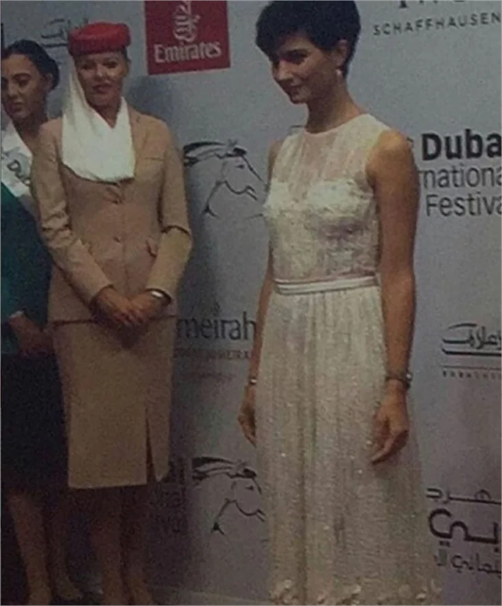 Tuba Büyüküstün'e büyük ilgi!
