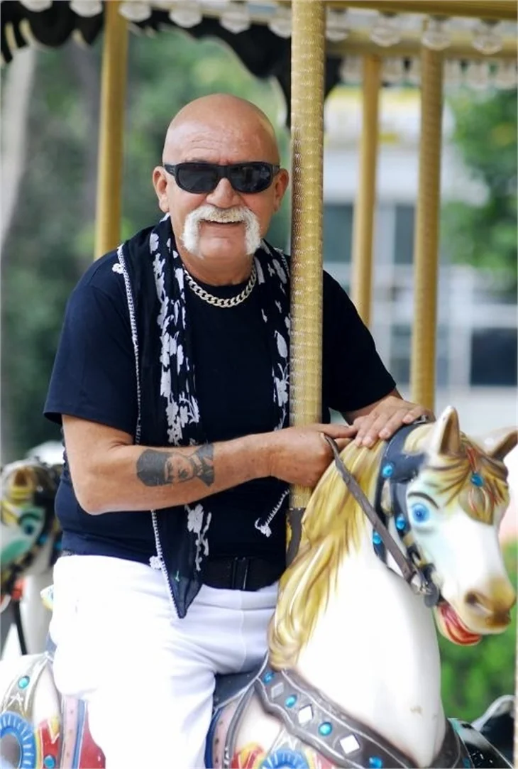2015'te aramızdan ayrılan ünlü isimler