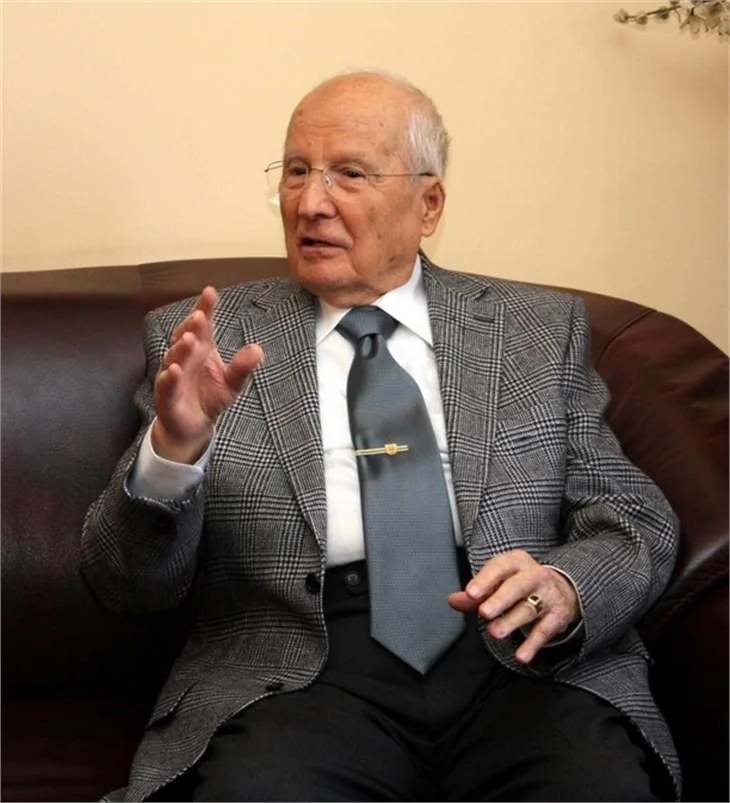 2015'te aramızdan ayrılan ünlü isimler