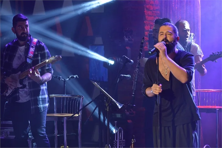 Beyaz Show'da kahkaha krizi!