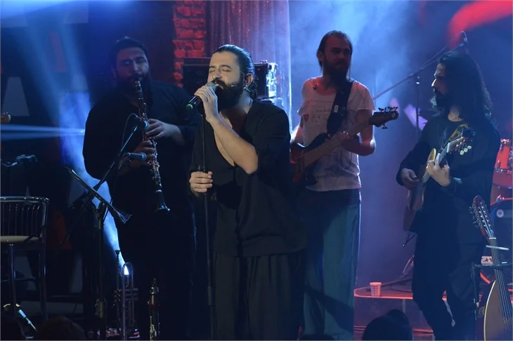Beyaz Show'da kahkaha krizi!