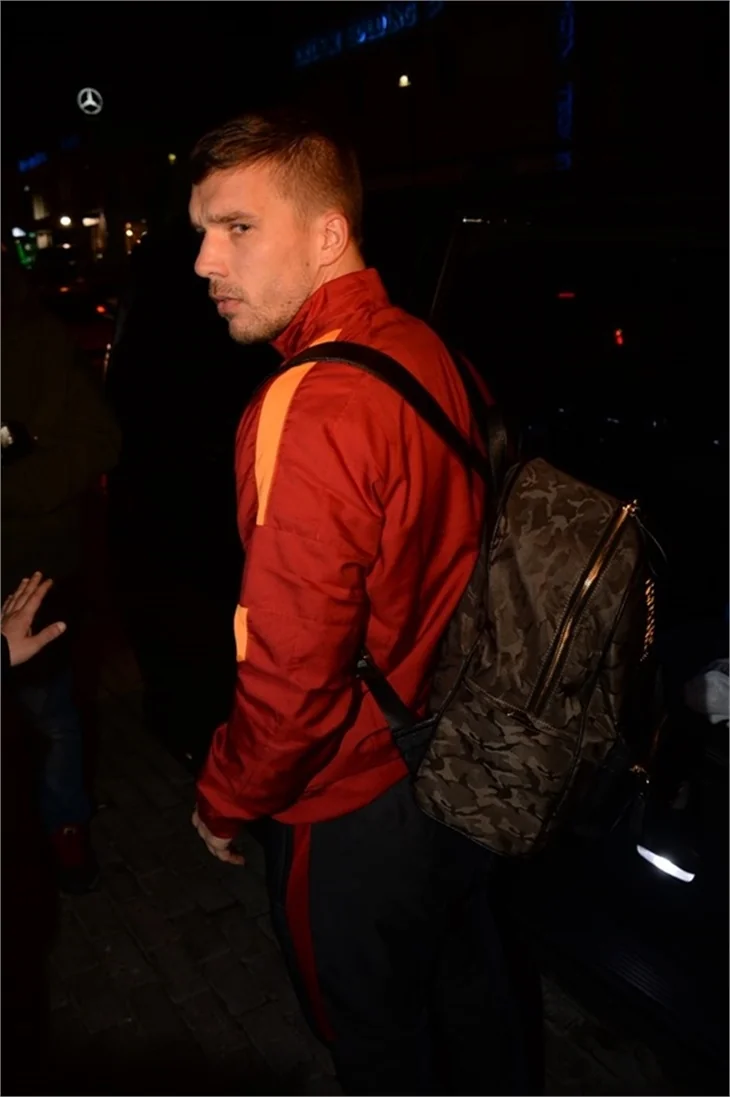 Lukas Podolski bu sefer sakin!