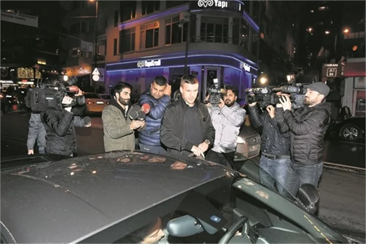 Lukas Podolski bu sefer sakin!