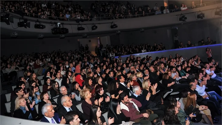 Ünlüler "Frankenstein"a akın etti!