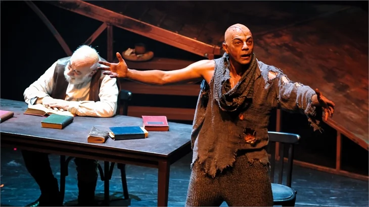Ünlüler "Frankenstein"a akın etti!