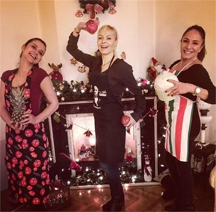 Güneşin Kızları'nın kamera arkasından özel fotoğraflar