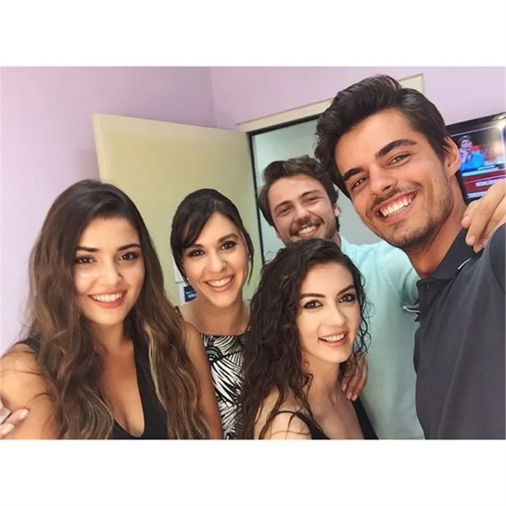 Güneşin Kızları'nın kamera arkasından özel fotoğraflar