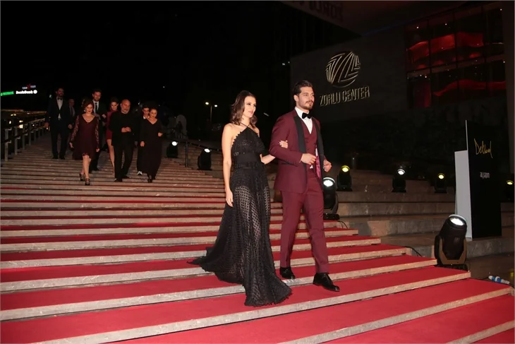 Çağatay Ulusoy'un 'Delibal' filmine görkemli gala!