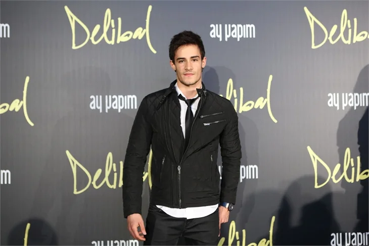 Çağatay Ulusoy'un 'Delibal' filmine görkemli gala!