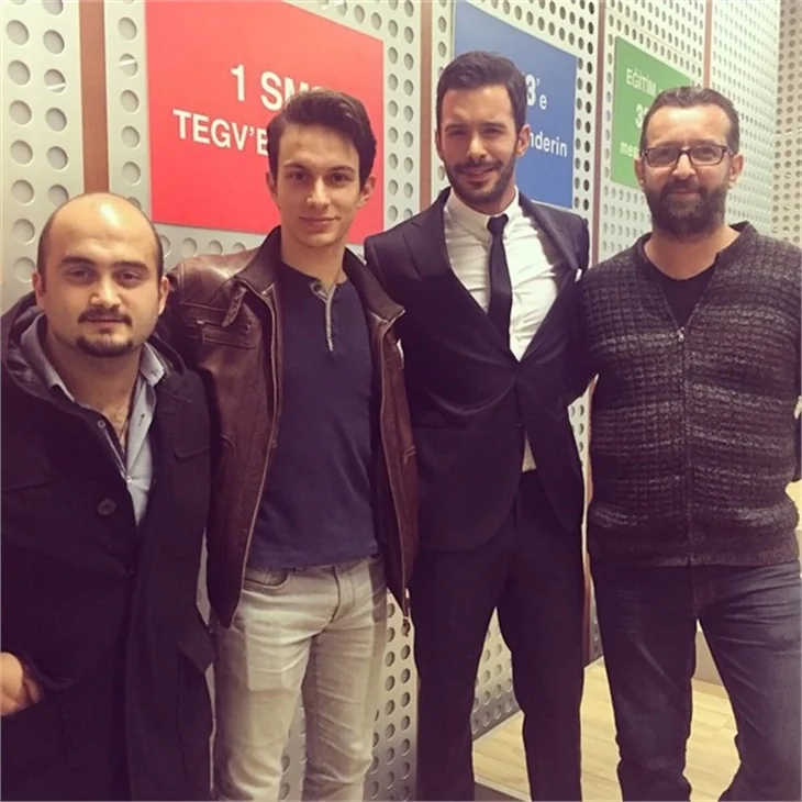 Ünlüler çocuklar için bir araya geldi!