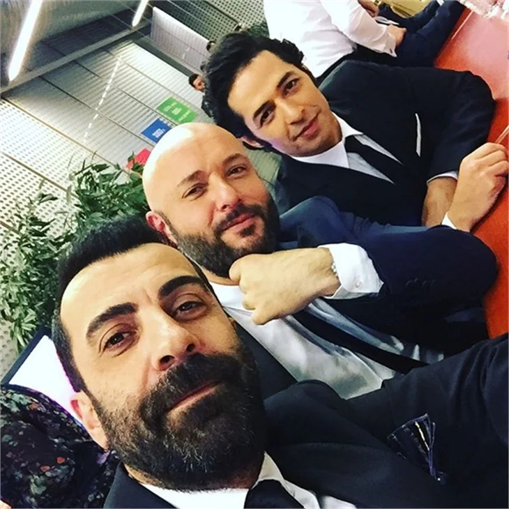 Ünlüler çocuklar için bir araya geldi!