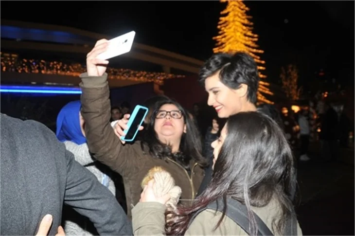 Çağatay Ulusoy: Öpüşme ve sevişme sahneleri...