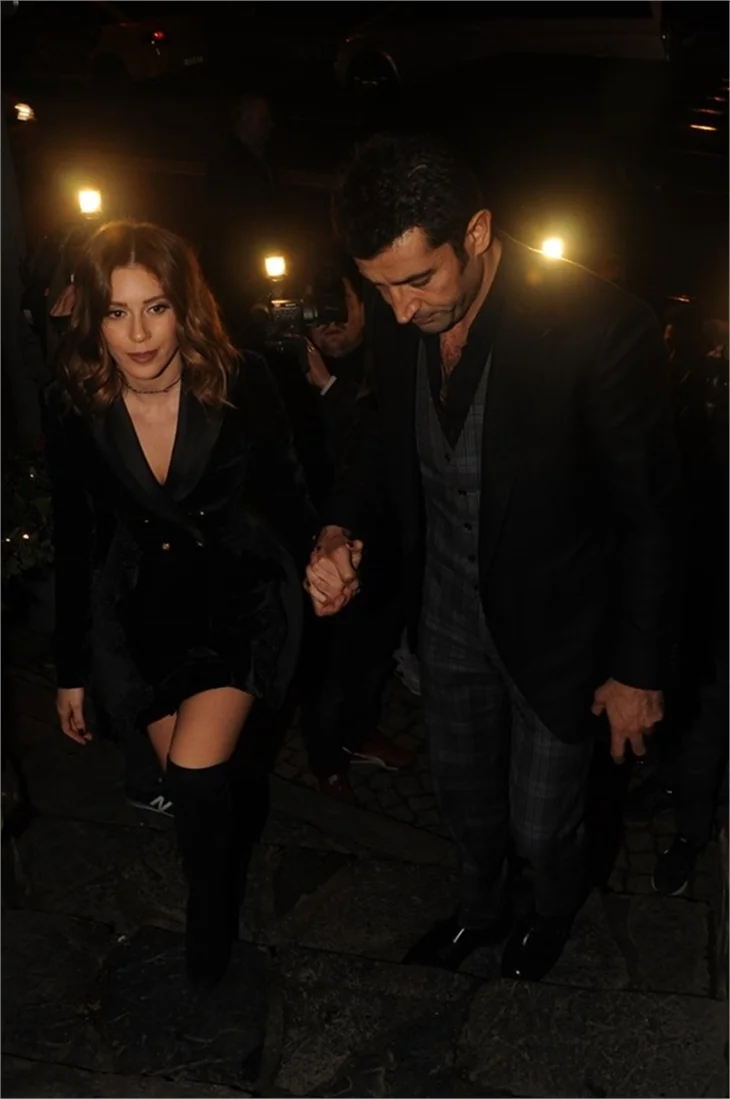 Kenan İmirzalıoğlu ile Sinem Kobal polis çevirmesine takıldı!