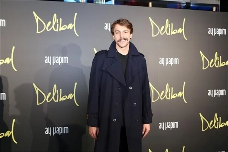 Delibal izdihamı!